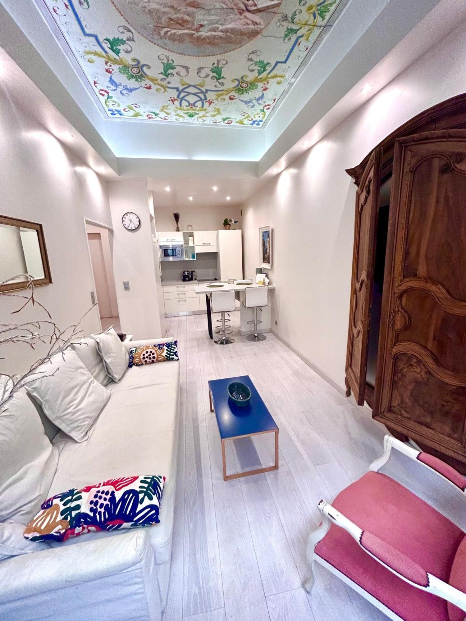 Luxury Apartment In The Heart Of Old Town Nice. ภายนอก รูปภาพ